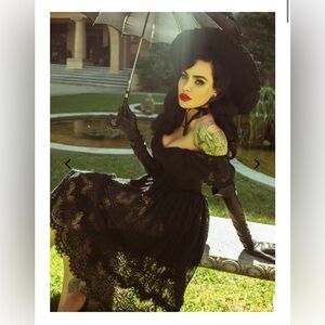 La femme en noir size xs southern gothic Petite skirt